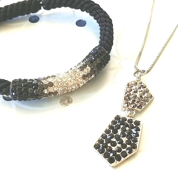 ✨BOGO FREE✨Crystal Pave bar bracelet + pendant necklace black/grey NWT - Picture 2 of 6